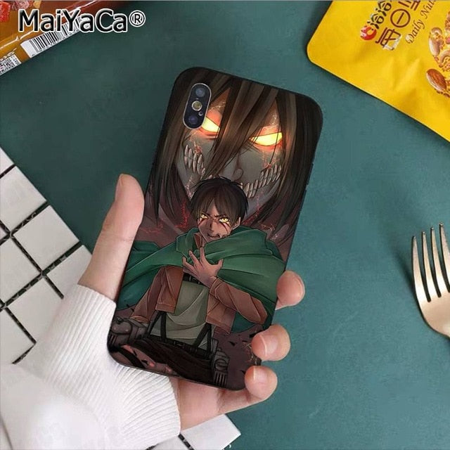 Coque Iphone SNK Titan Assaillant et Eren